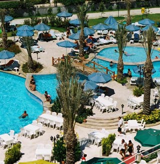 Pemar Beach Resort Side