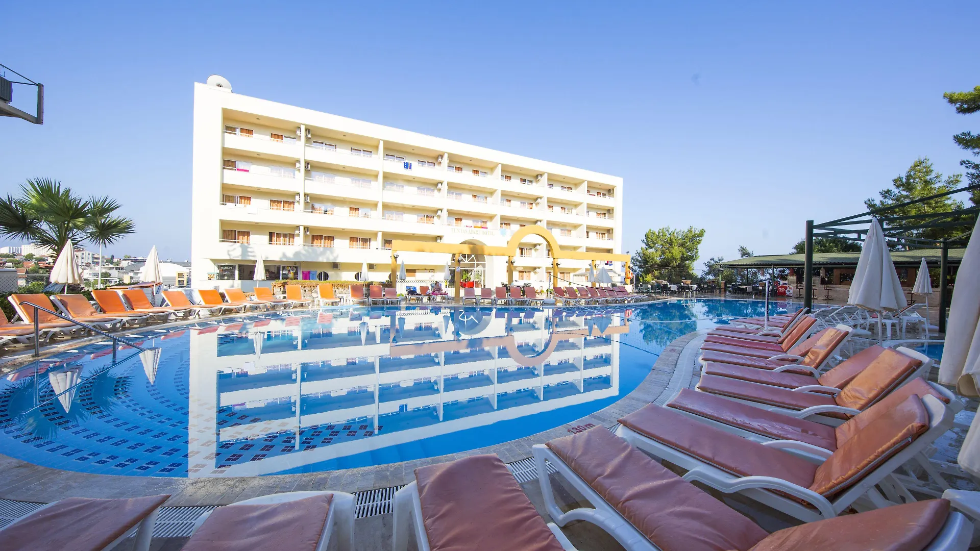 6 Family Hotels in Ladies Beach Kusadasi Worth Booking