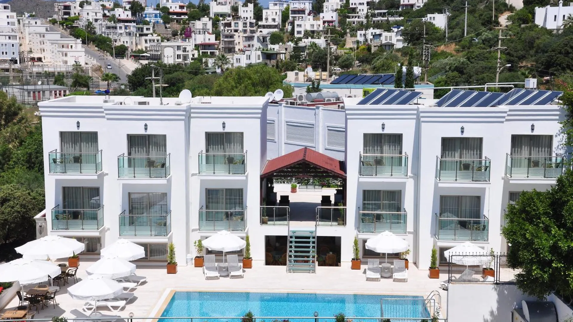 Where to Stay Near Bodrum Castle: 9 Best Central Hotels