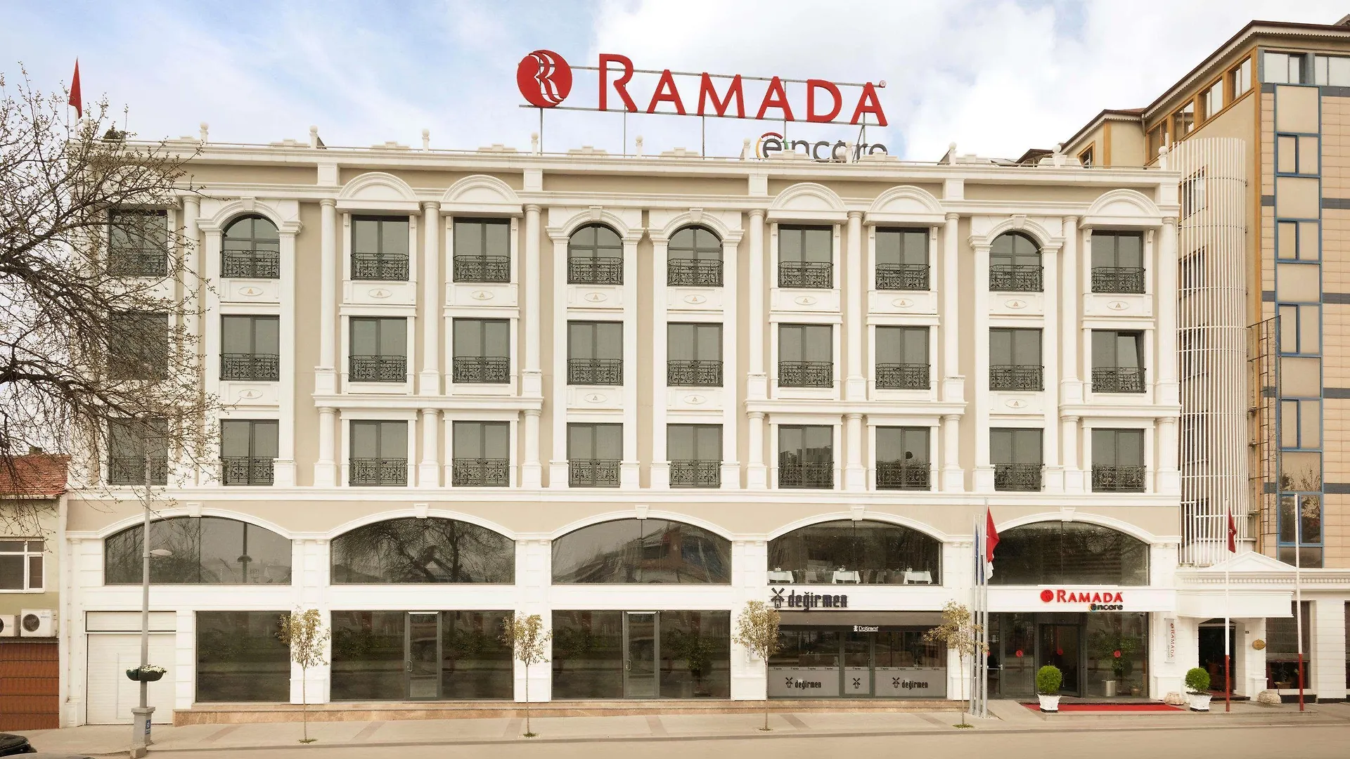 13 Smart Central Hotels in Marmara Region Worth Booking