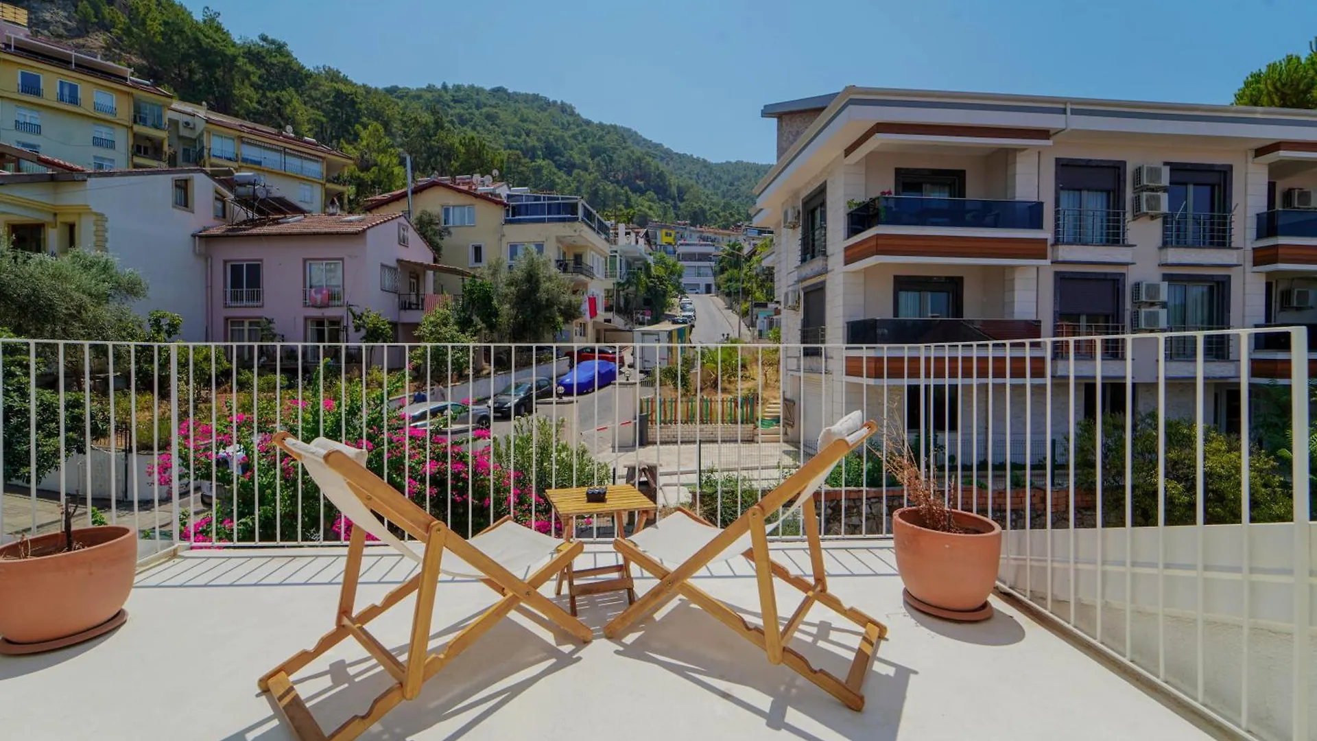 Where to Stay Near Telmessos Rock Tombs: 9 Budget Hotels in Fethiye