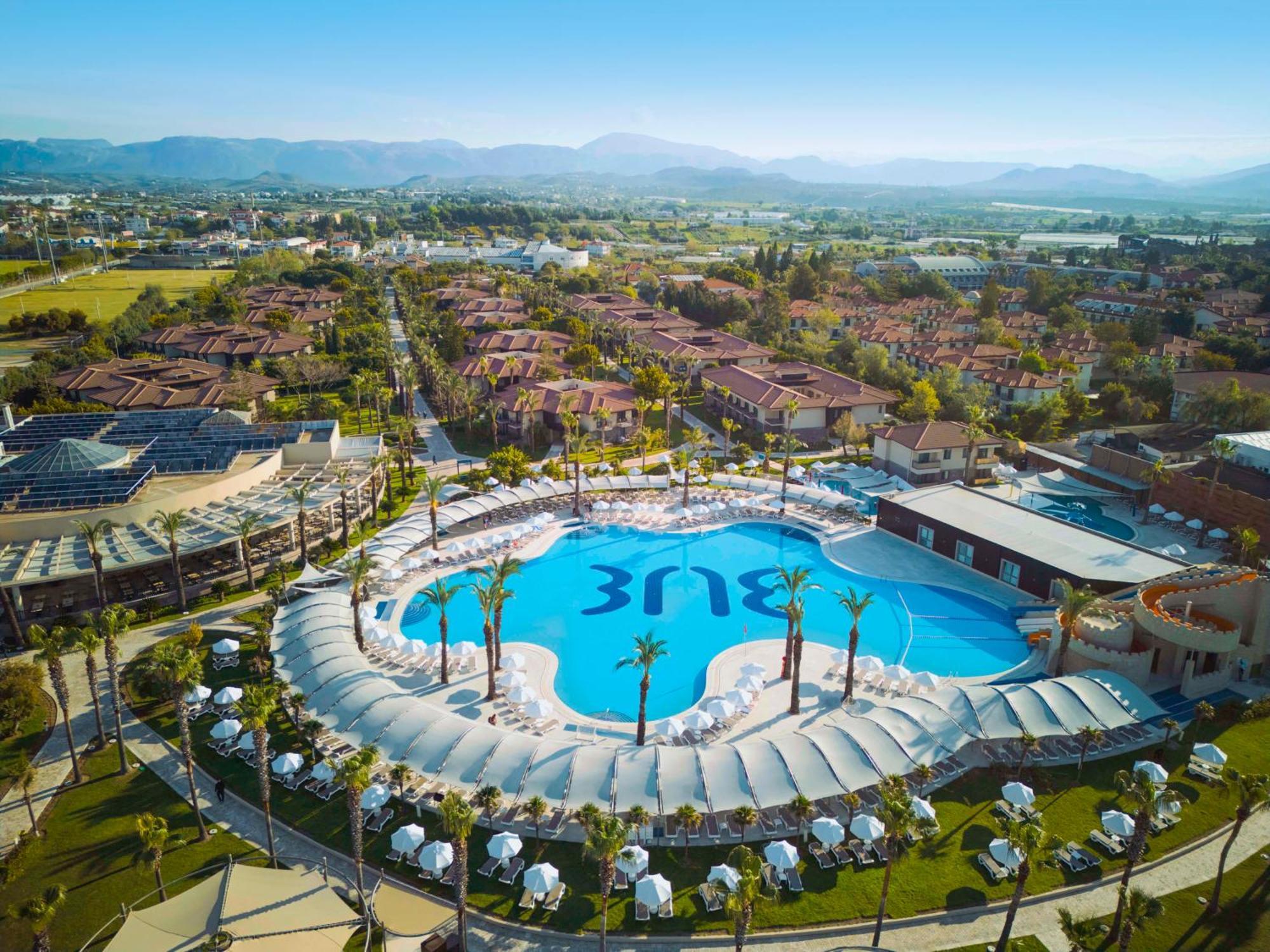 8 Top-Rated Beach Resorts in Mediterranean Turkey